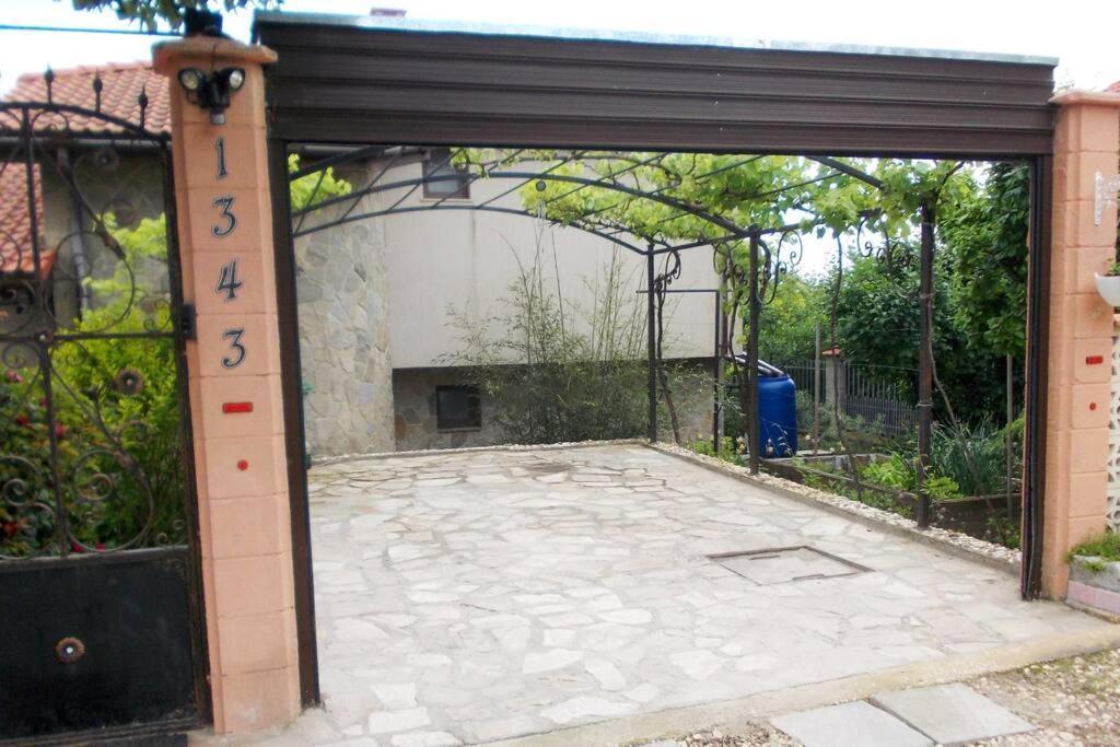 Sea & Garden Villa فارنا المظهر الخارجي الصورة